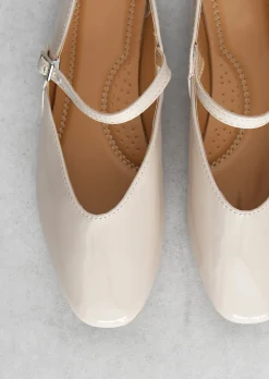 Sandales Plates^Outfitbook Ballerines à brides