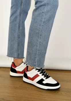 Baskets^Outfitbook Baskets basses rouge et noir