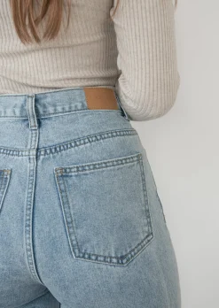 Jeans^Outfitbook Jean droit à ourlets brut bleu clair