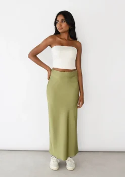 Jupes^Outfitbook Jupe en satin mi longue VERT