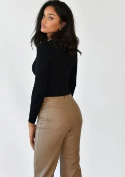 Pantalons^Outfitbook Pantalon droit en similicuir beige
