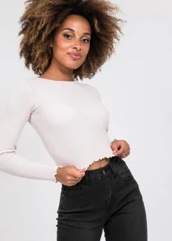 Pulls L Cardigans | Hauts^Outfitbook Pull pâle avec ourlet à volant rose
