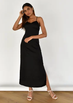 Robes^Outfitbook Robe en satin fendue noir