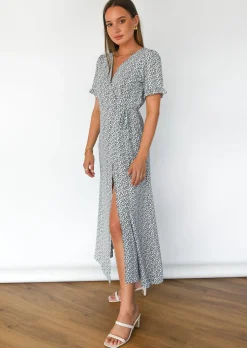 Robes^Outfitbook Robe longue cache coeur fleurie Noir