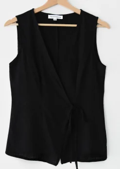 Hauts^Outfitbook Top cache-coeur nœud lin NOIR